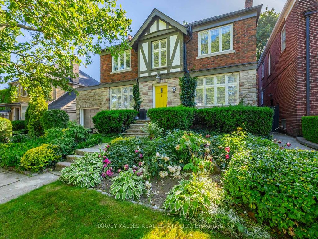 Photo of 6 Glenarden Road, Toronto, ON M6C 3J7 (MLS # C12292920)
