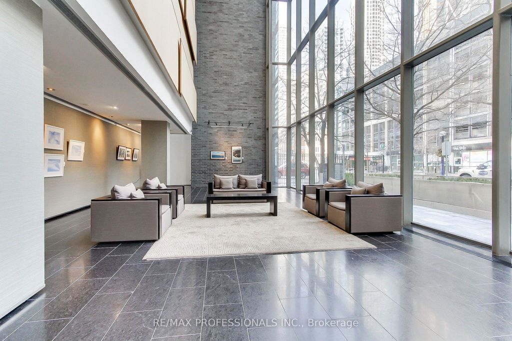 Photo of 33 Charles Street E #710, Toronto, ON M4Y 0A2 (MLS # C13077962)