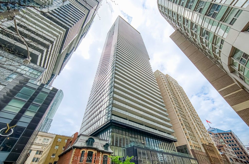 Photo of 15 Grenville Street #1905, Toronto, ON M4Y 0B9 (MLS # C12377813)
