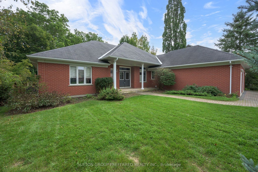 Photo of 179 Carriage Hill Drive N, London North, ON N5X 3W8 (MLS # X13815180)