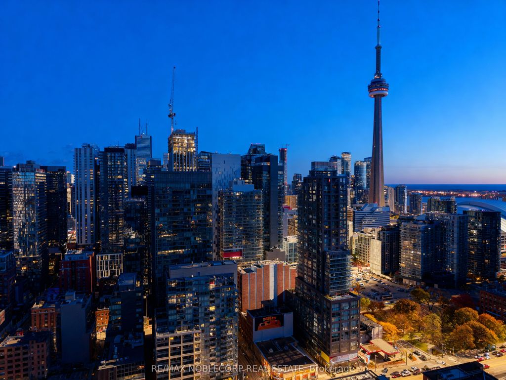 Photo of 375 King Street W #810, Toronto, ON M5V 1K1 (MLS # C12517496)