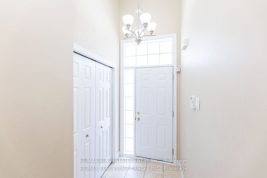 2280 Baronwood Drive 14