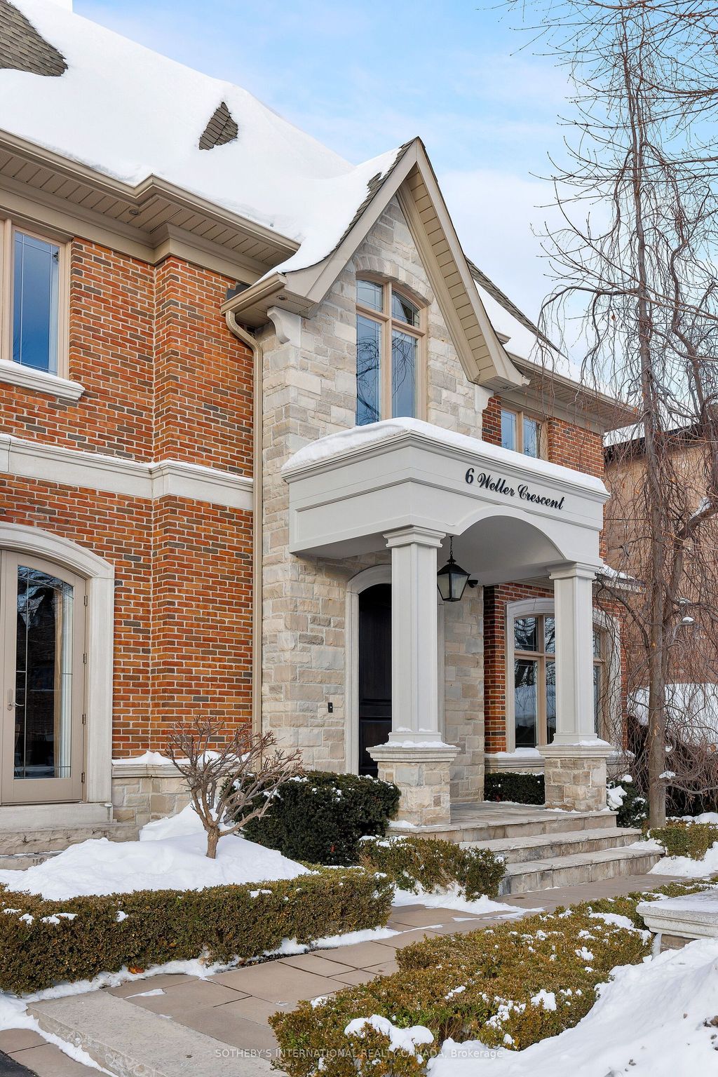 Photo of 6 Weller Crescent, Vaughan, ON L6A 1E4 (MLS # N12872160)
