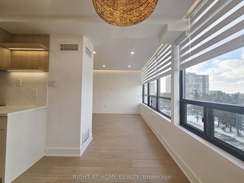 Photo of 7460 Bathurst Street #512, Vaughan, ON L4J 7K9 (MLS # N12676648)