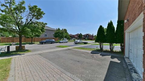45 Faywood Drive Brampton ON L6Y 4K3