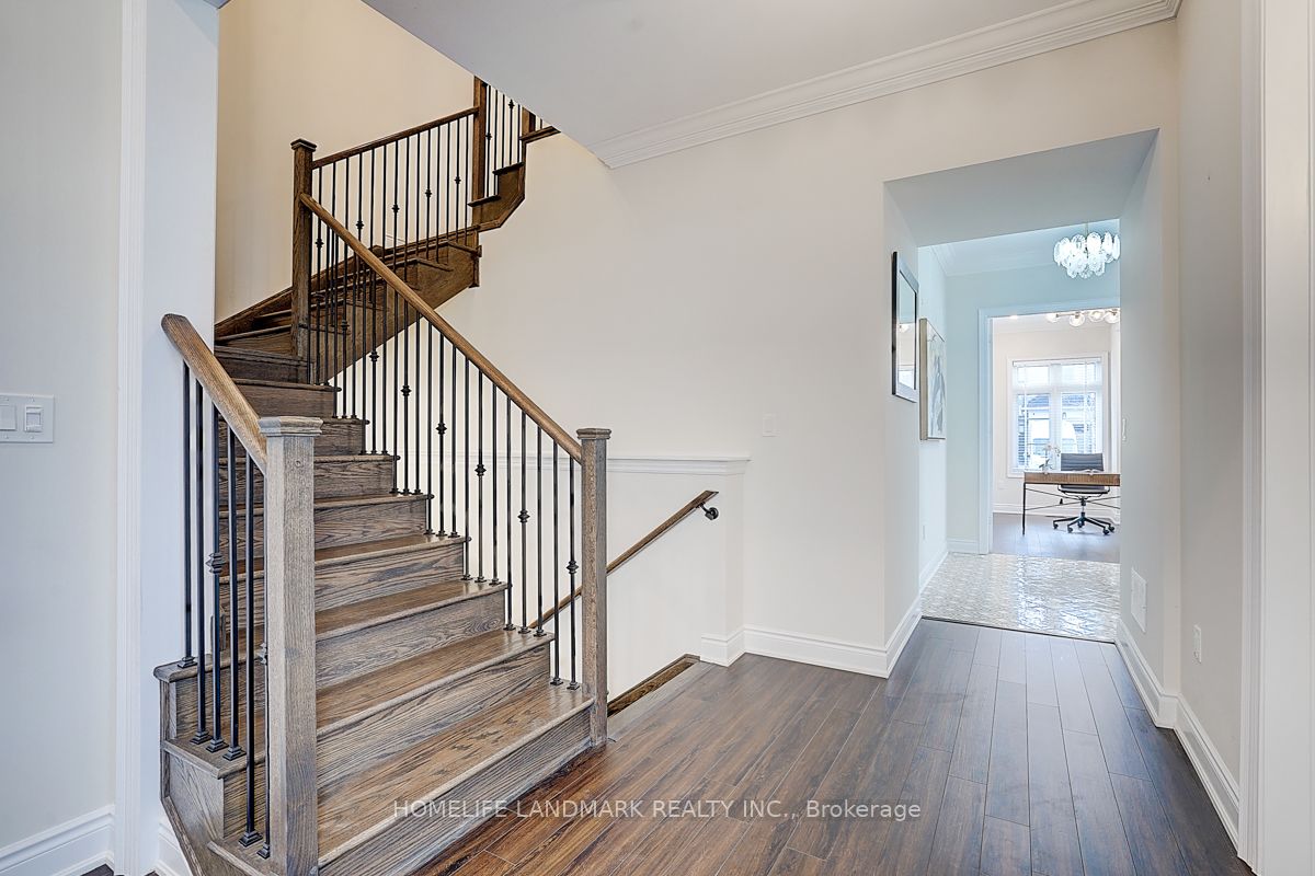 1301 Felicity Gardens