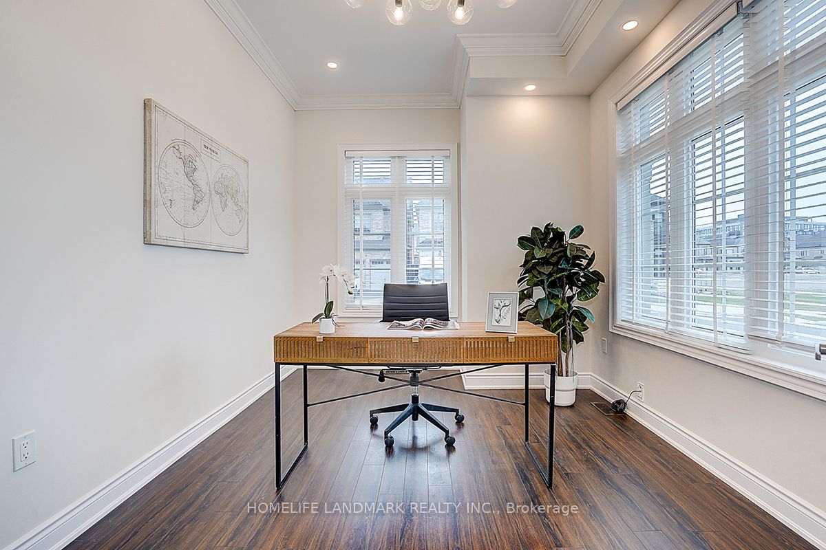 1301 Felicity Gardens