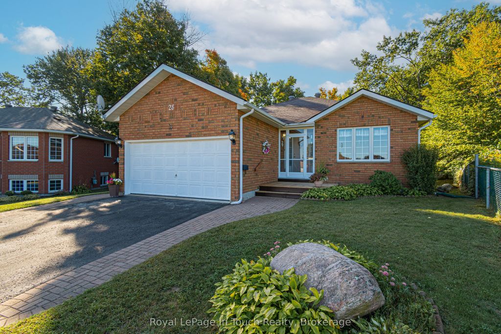 Photo of 28 Charles Street, Penetanguishene, ON L9M 2G6 (MLS # S12790726)