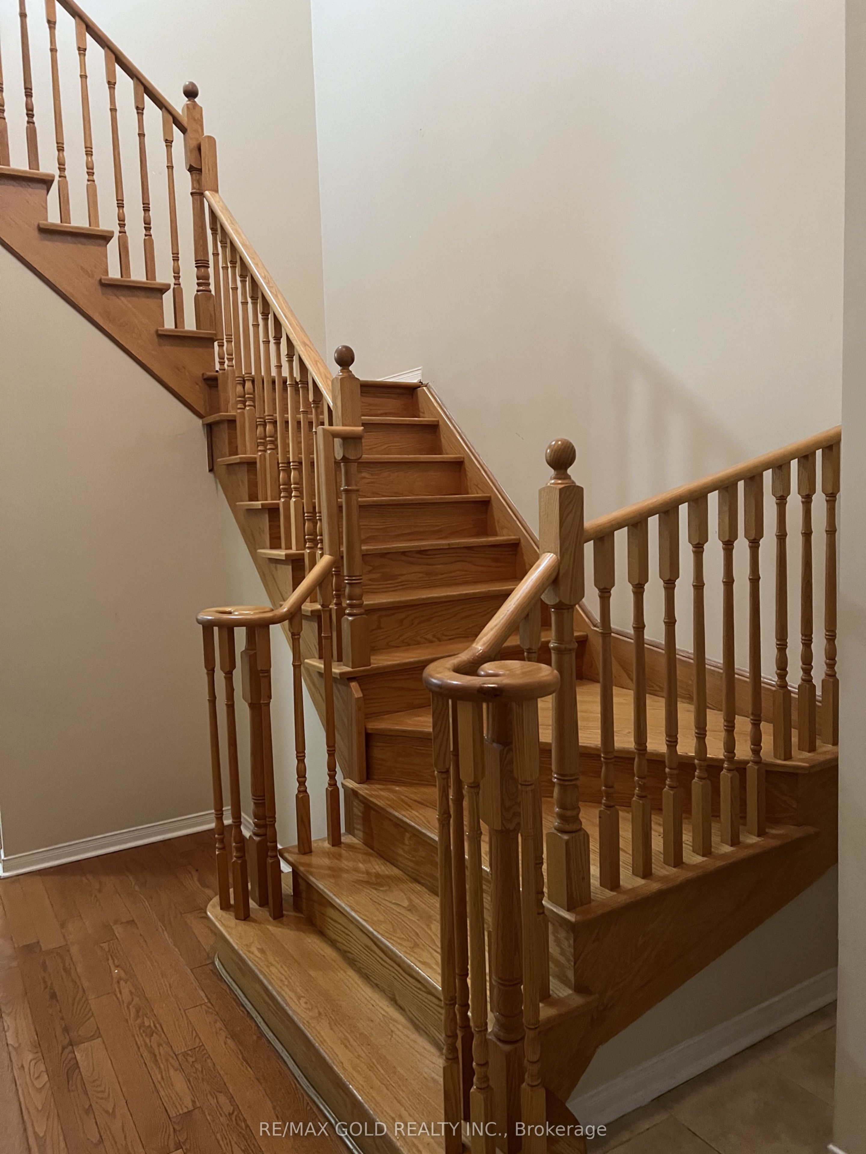 138 Degrassi Cove Circle Upper