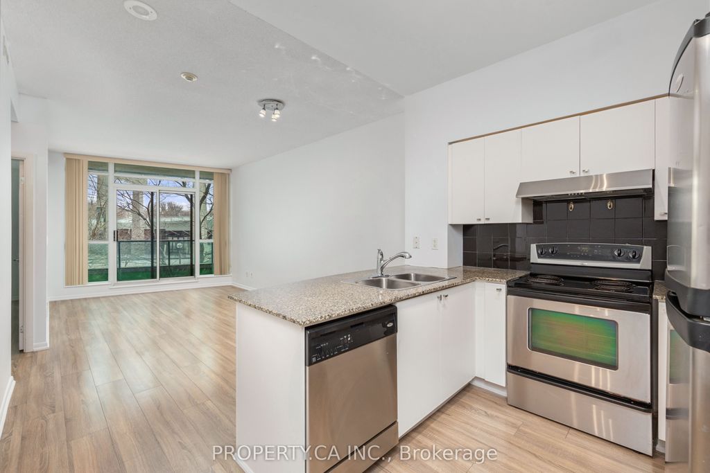 Photo of 231 Fort York Boulevard #223, Toronto, ON M5V 1B2 (MLS # C12872606)