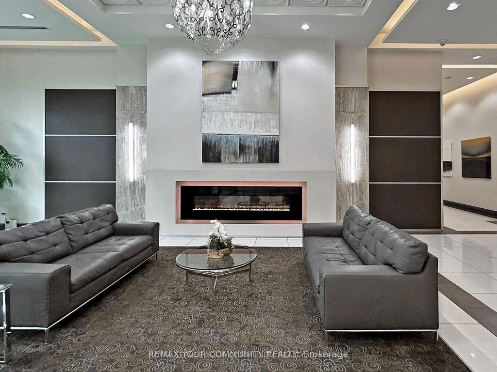 Photo of 7161 Yonge Street #522, Markham, ON L3T 0C8 (MLS # N13028302)