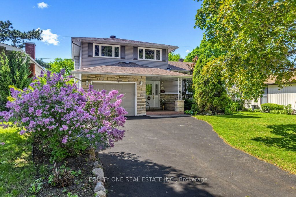 Photo 1 of 36 — 542 Sirois Avenue, Overbrook - Castleheights and Area, ON K1K 1H4