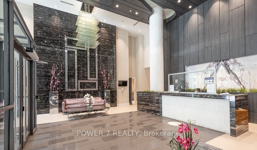 9201 Yonge Street NW 314