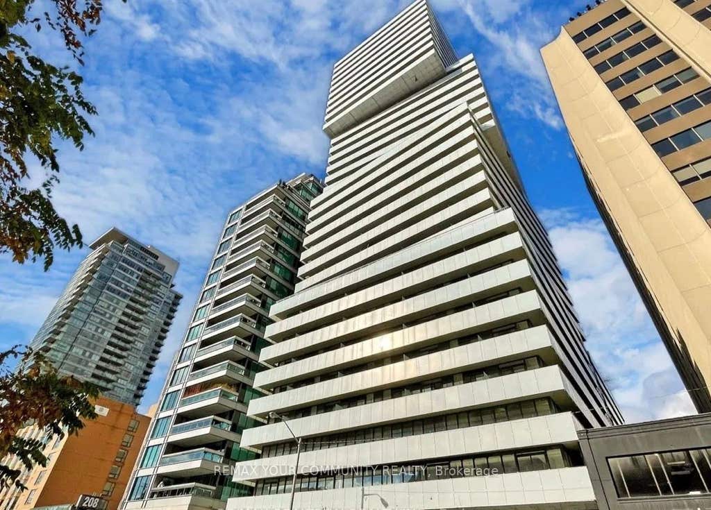 Photo of 200 Bloor Street W #2006, Toronto, ON M5S 1T8 (MLS # C13475458)