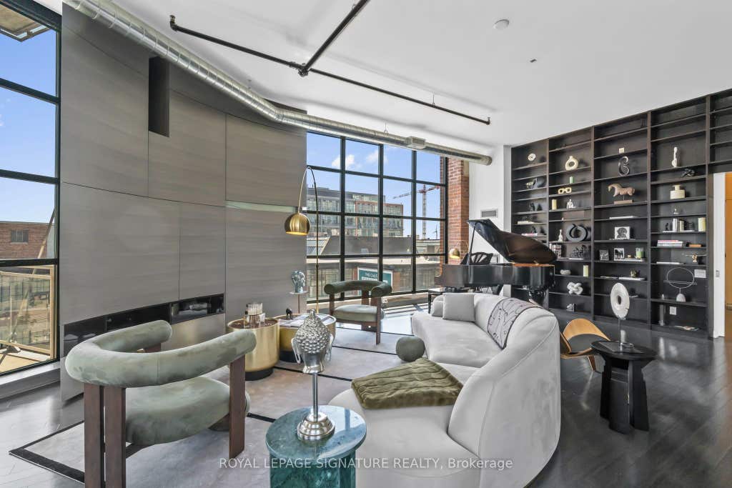 Photo of 43 Hanna Avenue #411, Toronto, ON M6K 1X1 (MLS # C13551168)