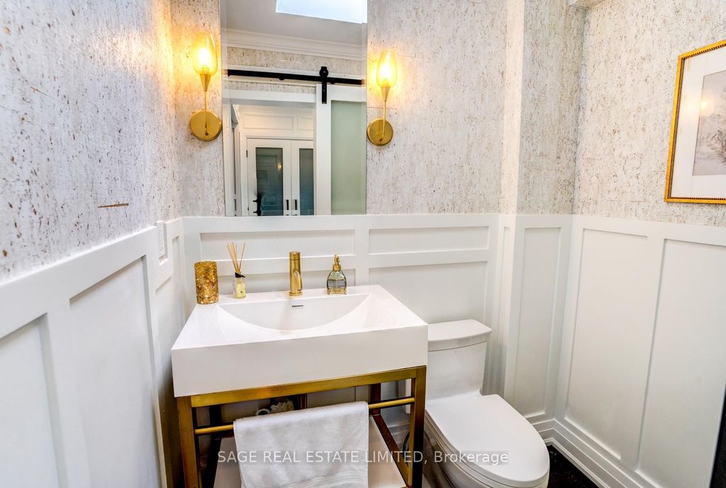 Photo of 156 Craighurst Avenue, Toronto, ON M4R 1K2 (MLS # C12397102)