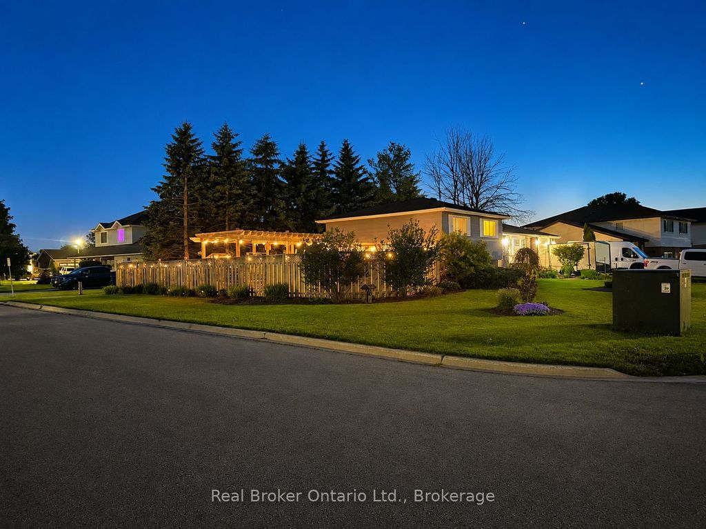Photo of 109 Miller Crescent, Minto, ON N0G 2P0 (MLS # X13174016)