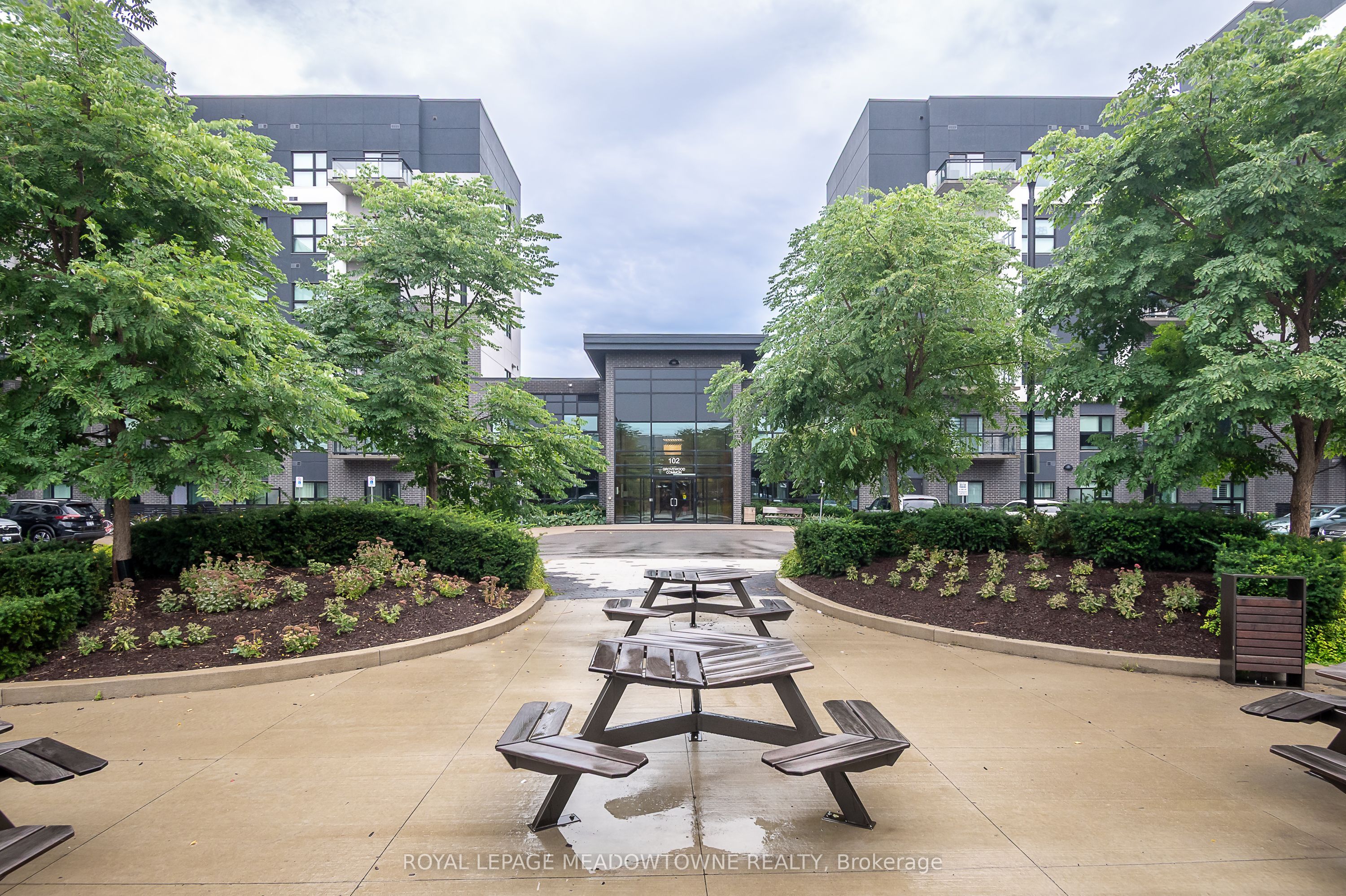 102 Grovewood Common 205