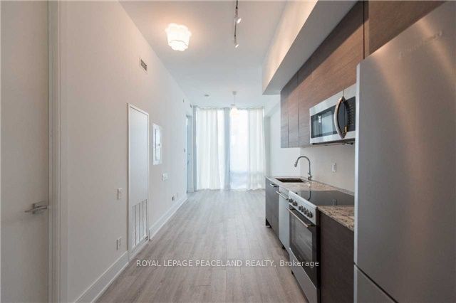 28 Wellesley Street E 3604