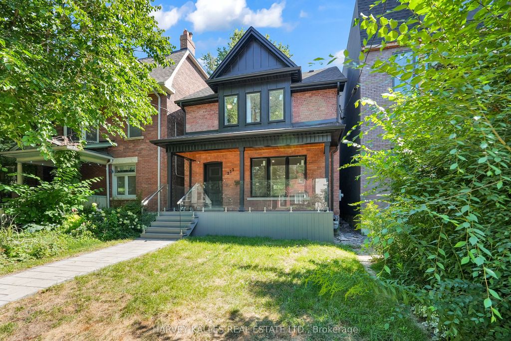 Photo of 253 Albany Avenue, Toronto, ON M5R 3C7 (MLS # C12551578)
