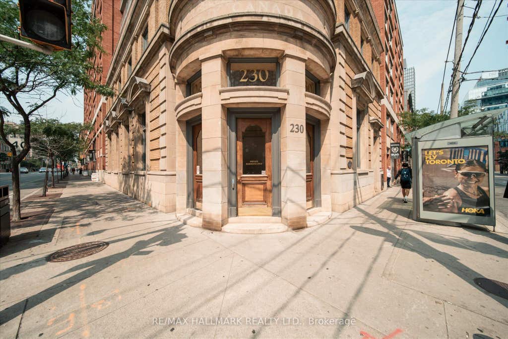 Photo of 230 King Street E #706, Toronto, ON M5A 1K5 (MLS # C13663756)