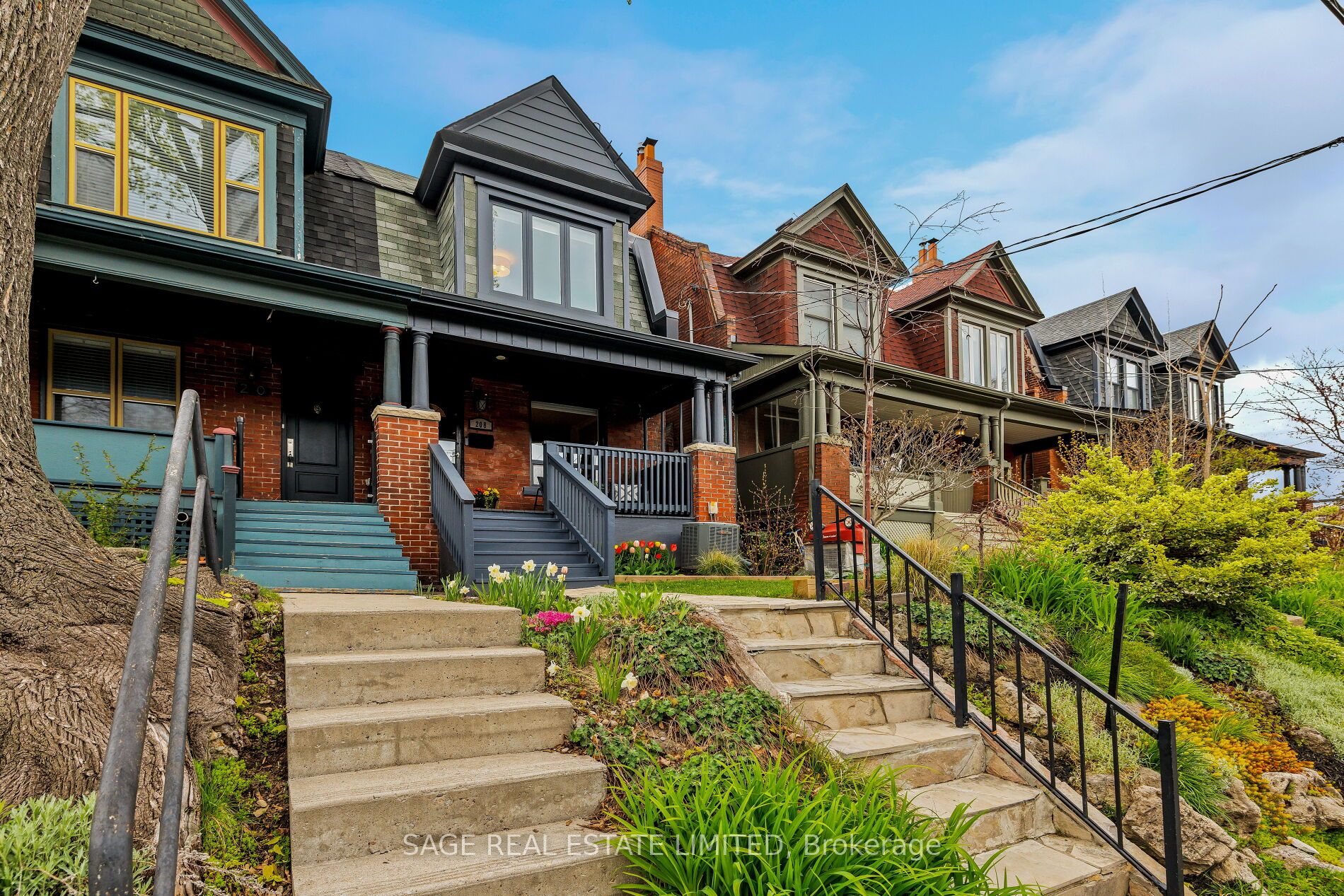 208 Galley Avenue