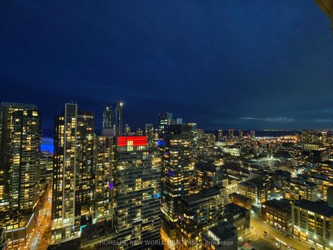 108 Peter Street 4208 Toronto ON M5V 0W2