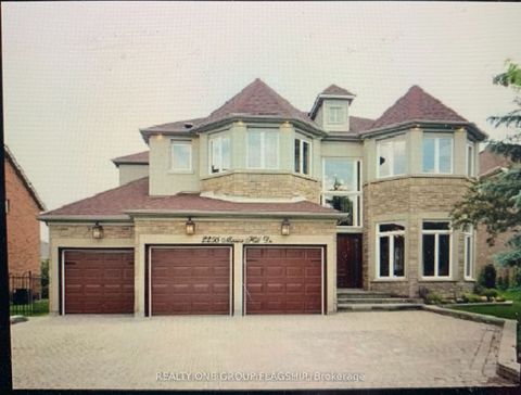 2256 Manor Hill Lower Drive Lower Mississauga ON L5M 5B8