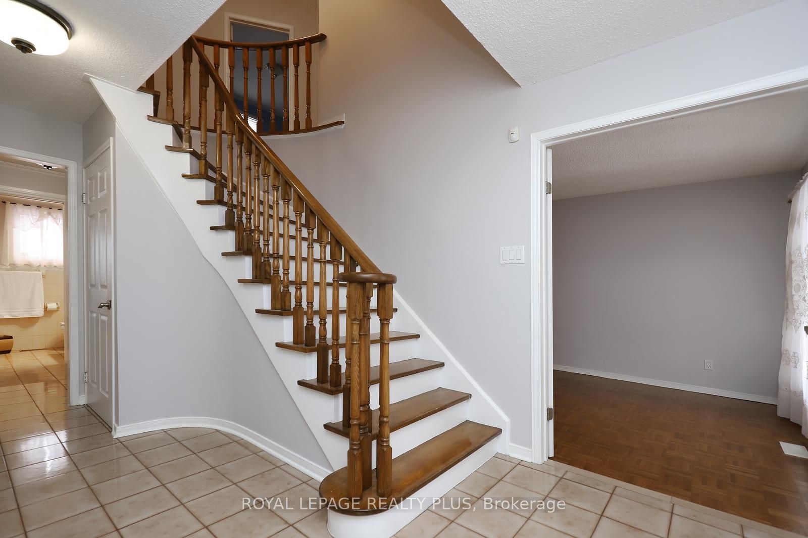 1086 Hedge Drive