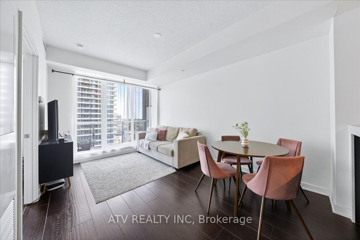 170 Sumach Street 1113