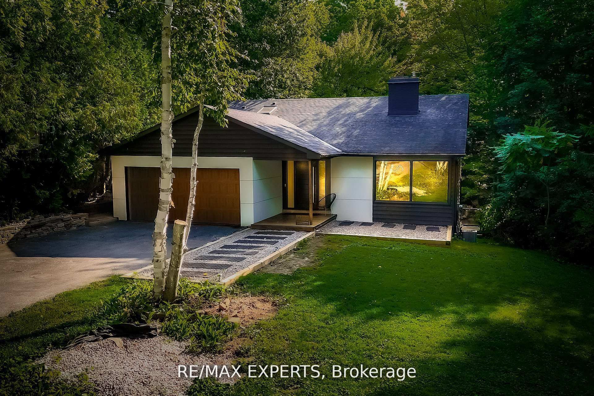 1135 Greenoaks Drive