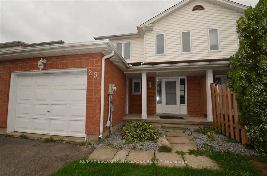 Photo of 25 Devine Crescent, Thorold, ON L2V 5A4 (MLS # X12469021)