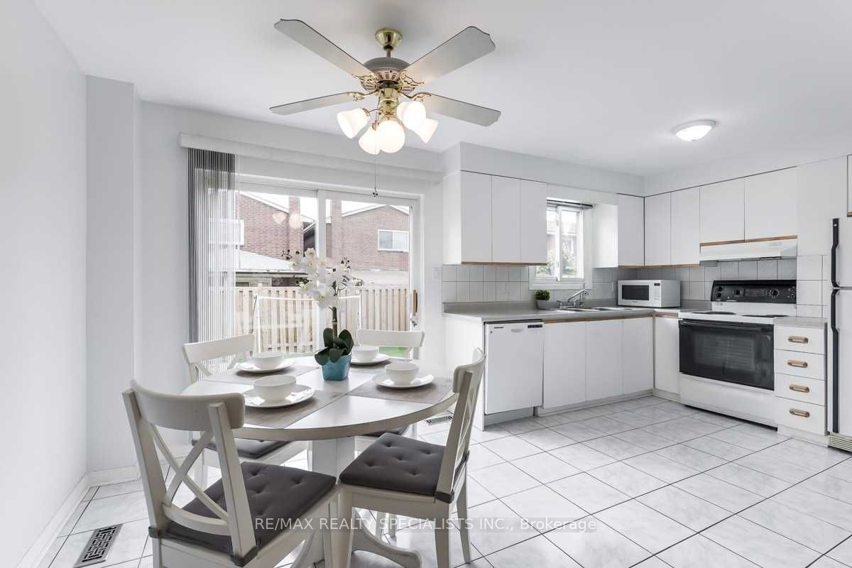 8 New Seabury Drive