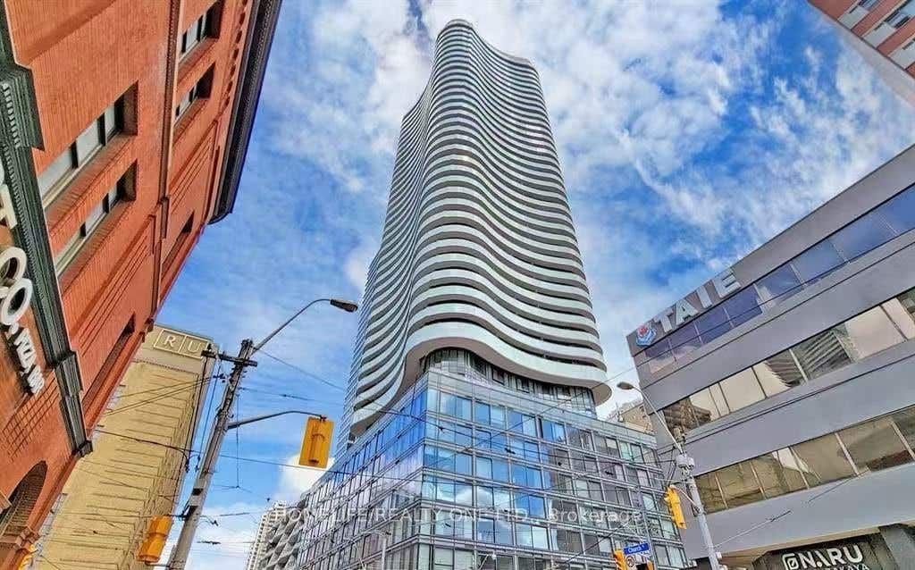 Photo of 403 Church Street #2002, Toronto, ON M4Y 0C9 (MLS # C13618704)