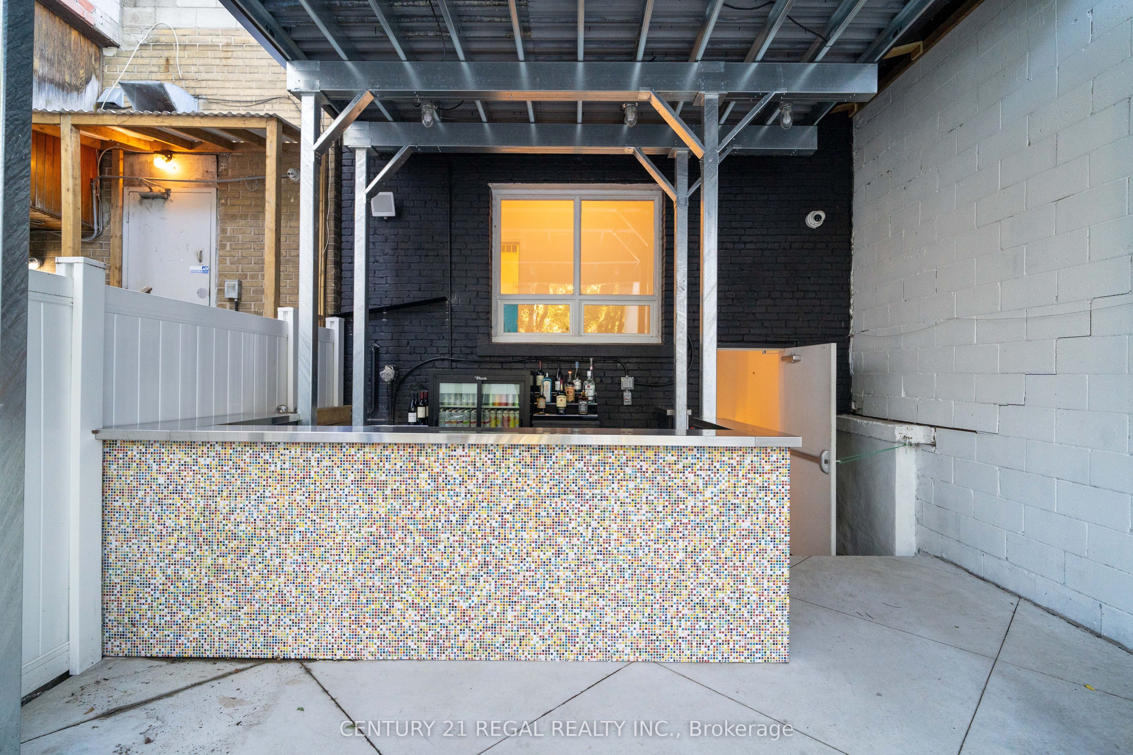291 Coxwell Avenue
