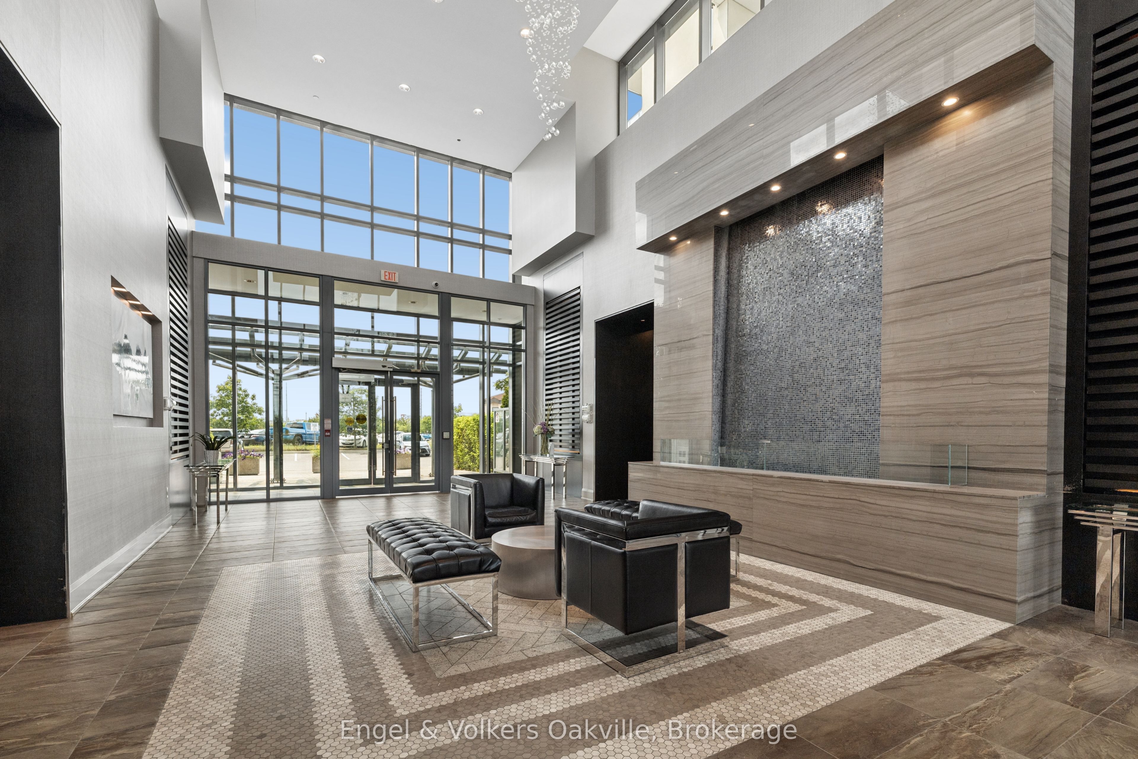 55 Yorkland Boulevard 1204