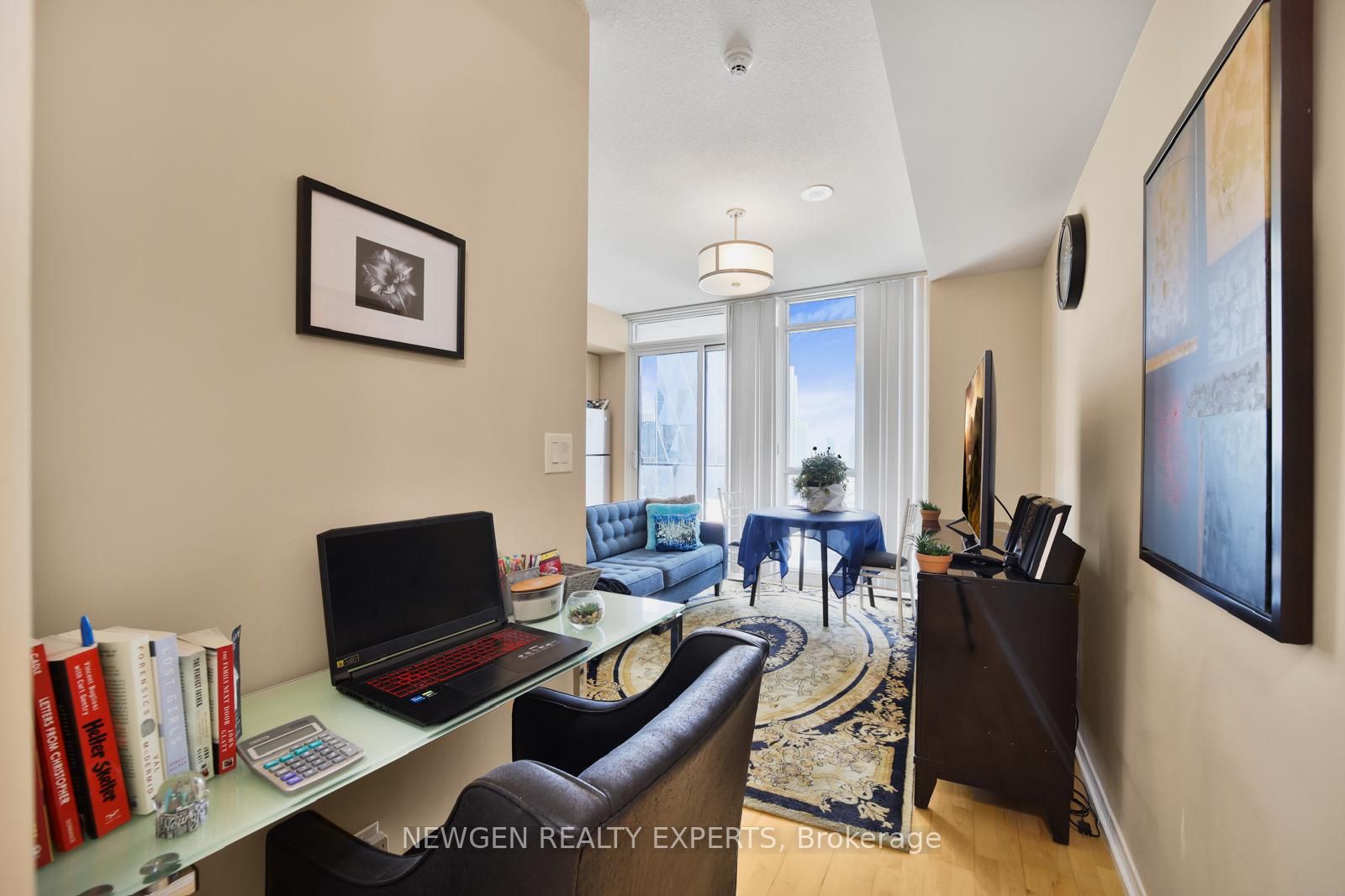 55 Bremner Boulevard 1506