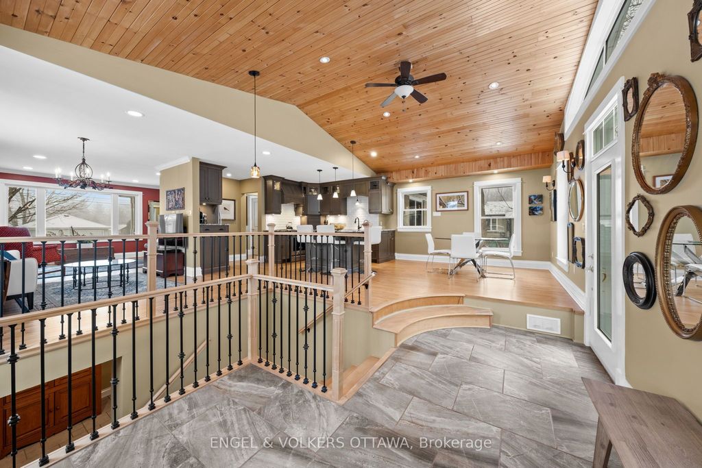 Photo of 1105 Edward Street, Manotick - Kars - Rideau Twp and Area, ON K4M 1G8 (MLS # X13003586)