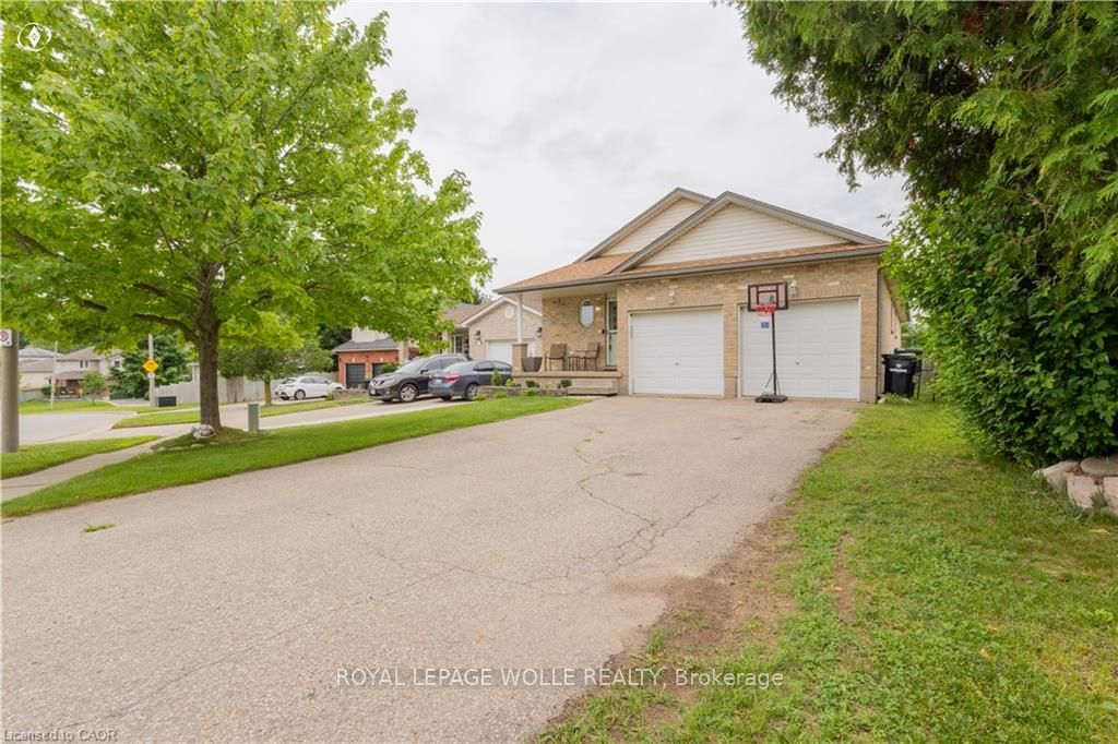 Photo of 104 Kent Street, Cambridge, ON N1S 4H2 (MLS # X13530450)