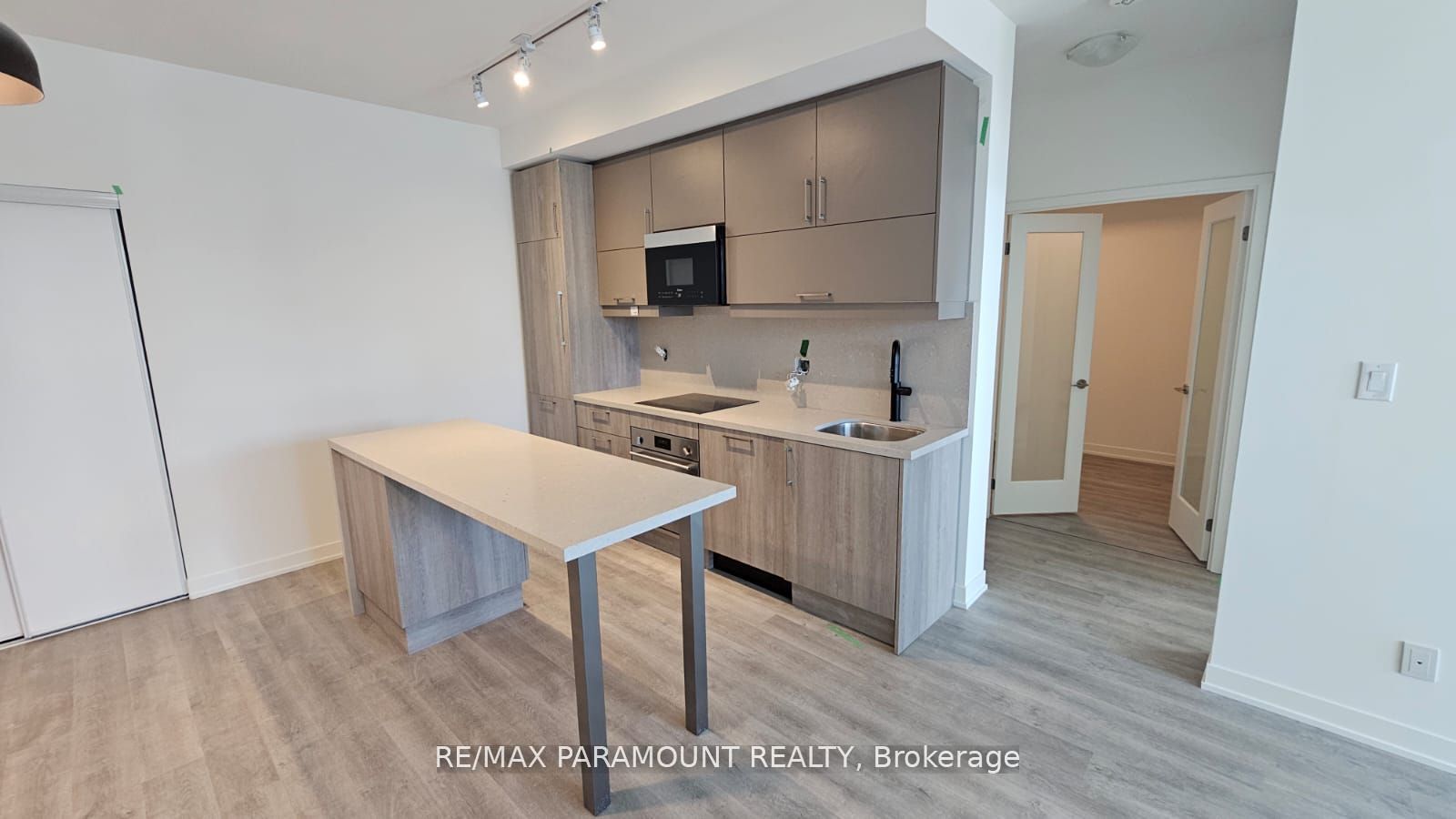 8119 Birchmount Road 1507