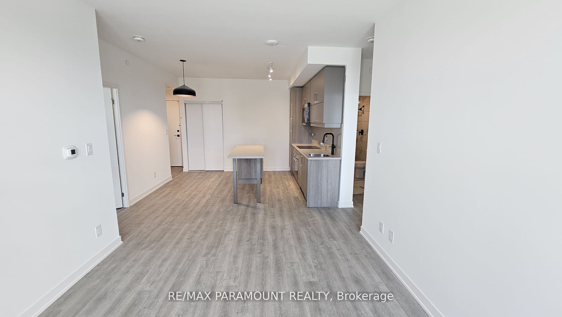 8119 Birchmount Road 1507