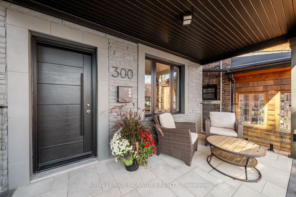 Photo of 300 Wallace Avenue, Toronto, ON M6P 3N4 (MLS # W12463902)