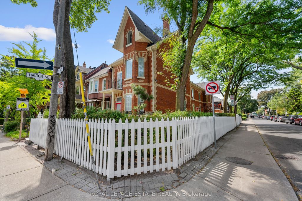Photo of 232 Shaw Street, Toronto, ON M6J 2W8 (MLS # C12543052)