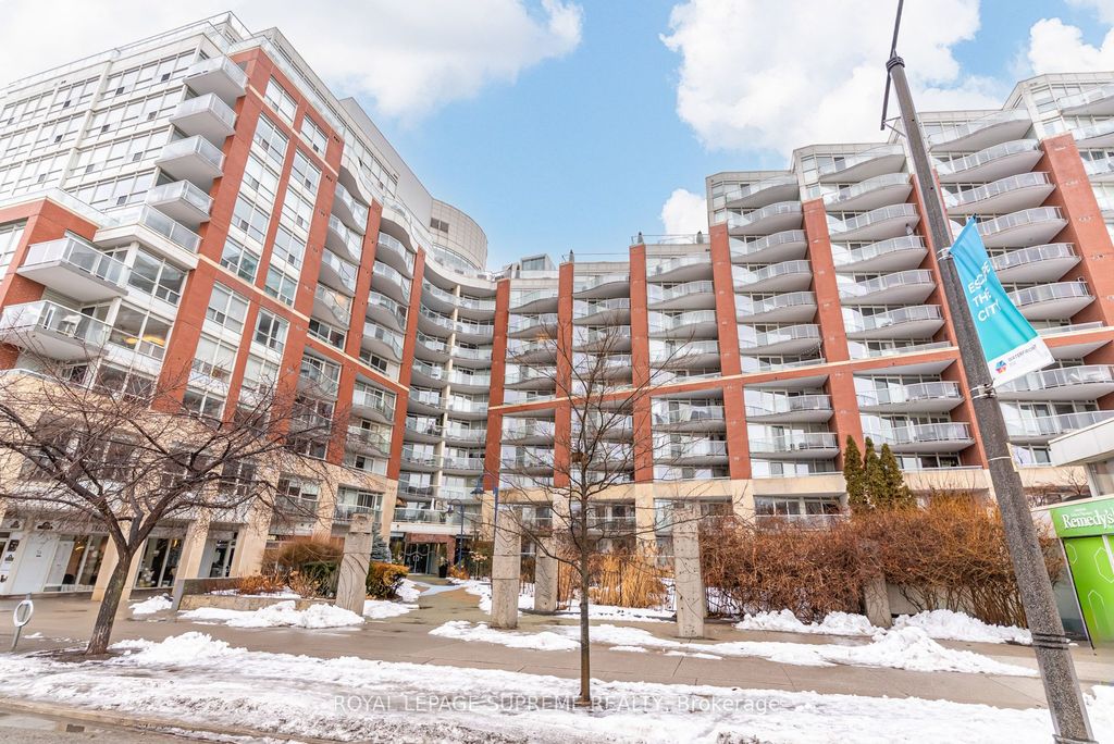 Photo of 550 Queens Quay W #512, Toronto, ON M5V 3M8 (MLS # C12800370)