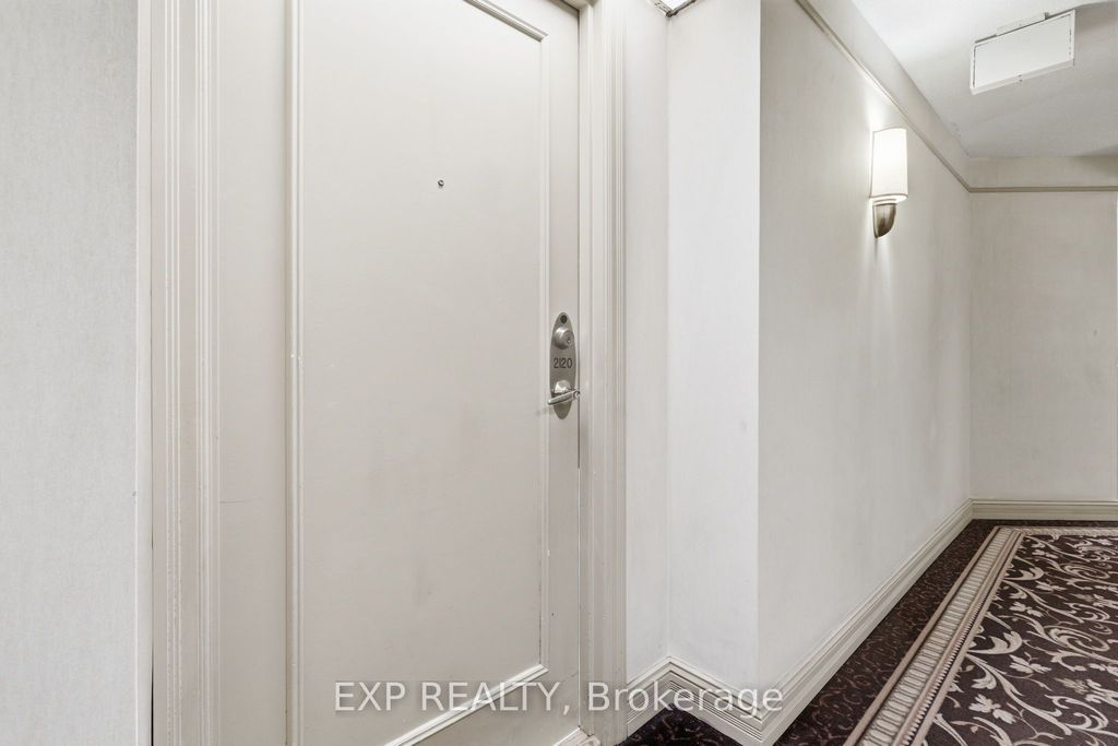 Photo of 25 Kingsbridge Garden Circle #2120, Mississauga, ON L5R 4B1 (MLS # W13066492)