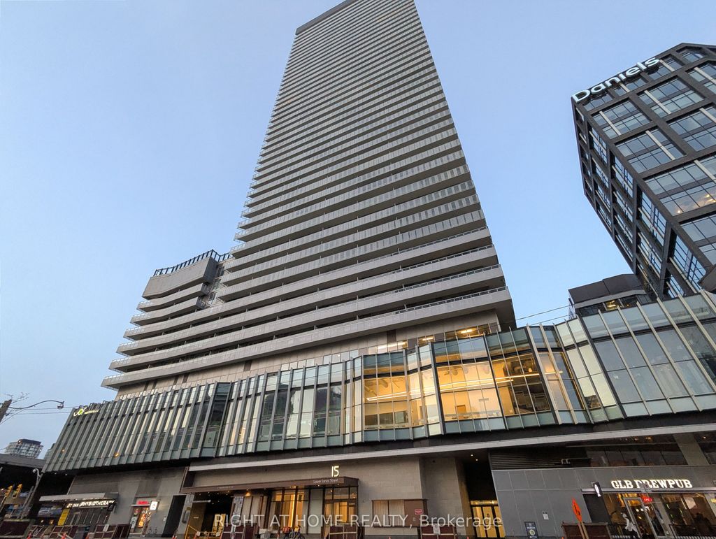 Photo of 15 Lower Jarvis Street #609, Toronto, ON M5E 0C4 (MLS # C13141812)