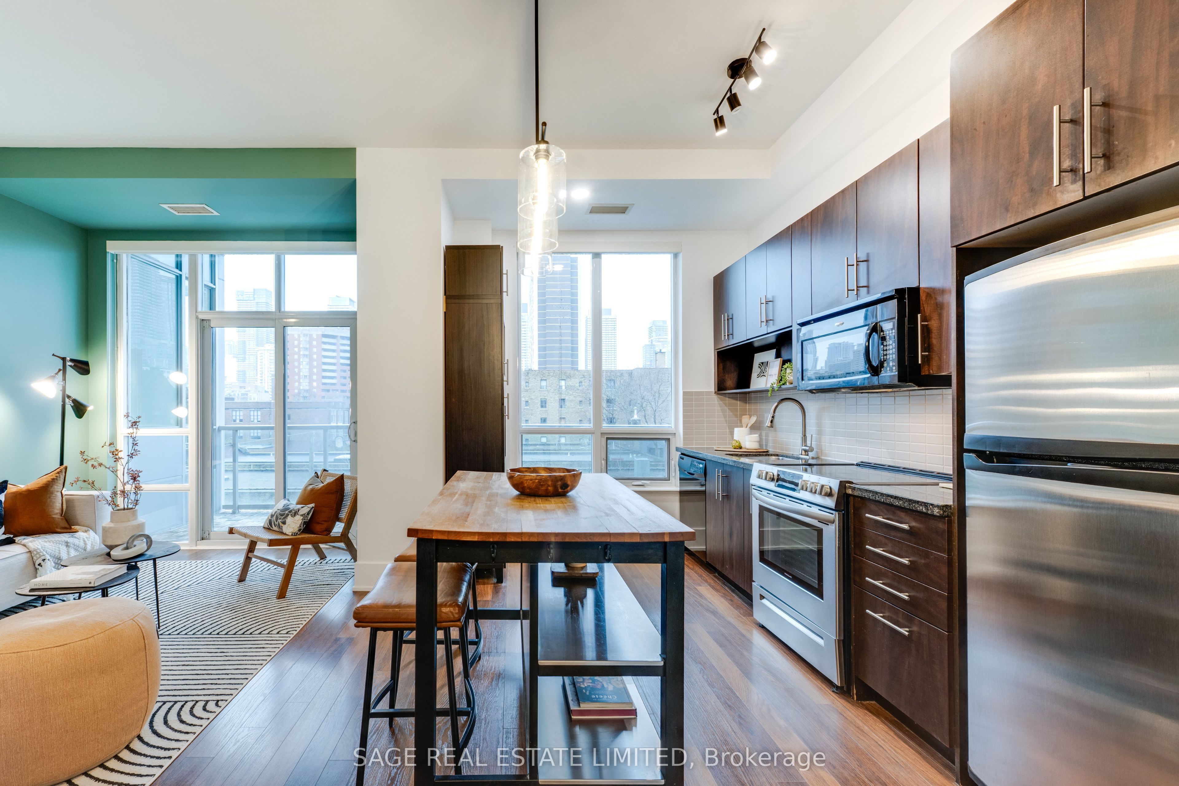 120 Homewood Avenue 411