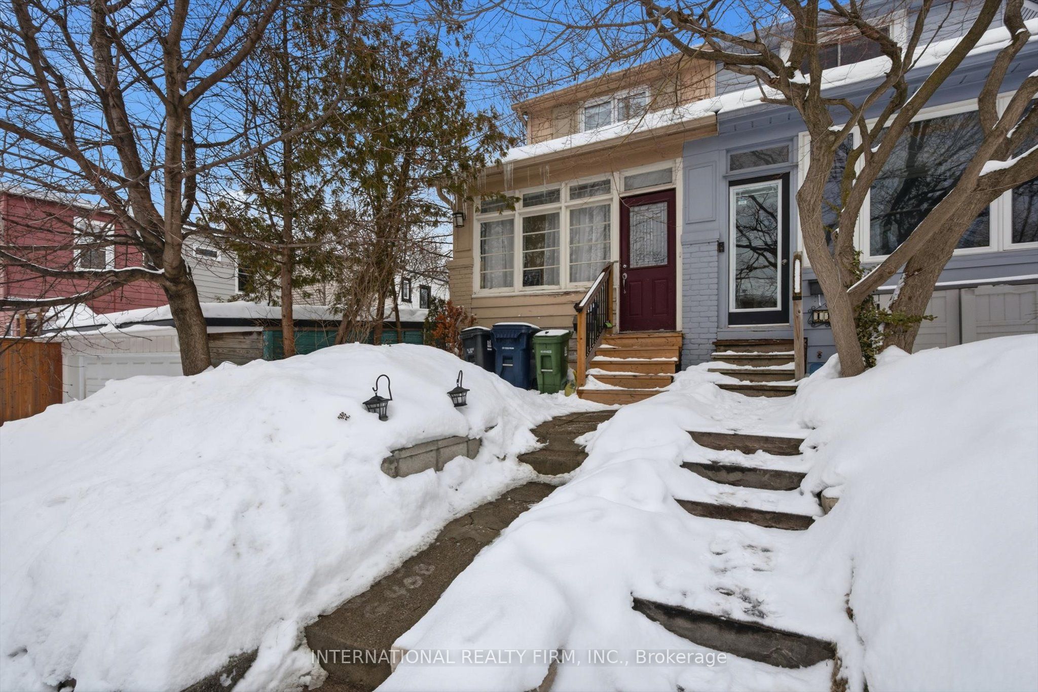 116 Merrill Avenue E