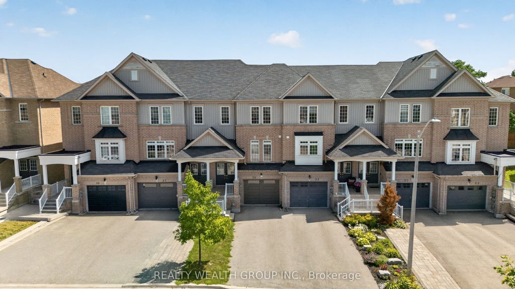 Photo of 35 Matthewson Avenue, Bradford West Gwillimbury, ON L3Z 0P3 (MLS # N13763064)