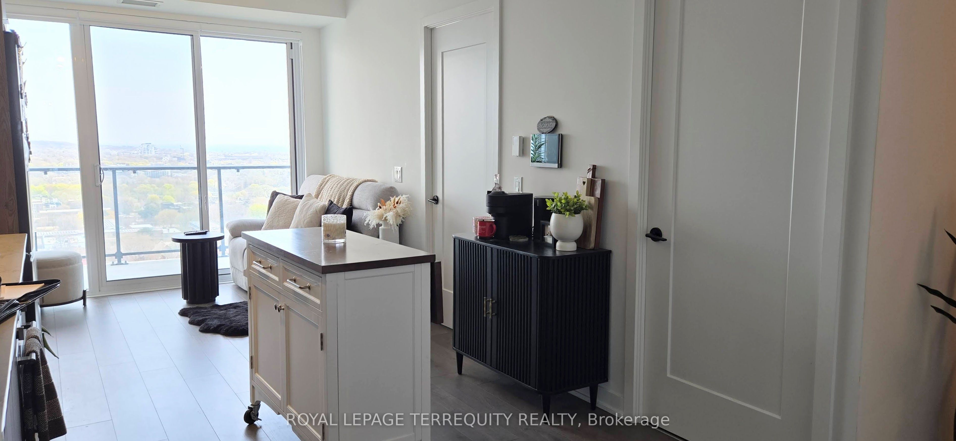 5 Defries Street 2213
